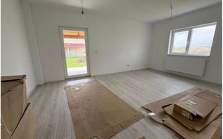 Duplex cu 4 camere in Mosnita Noua zona castel - Poză 4