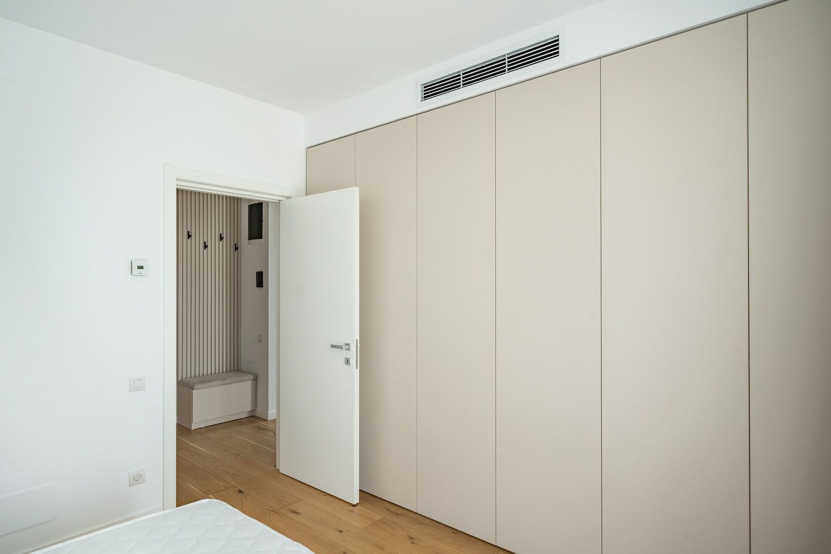 Apartament cu 2 camere in Amber Forest - Poză 7