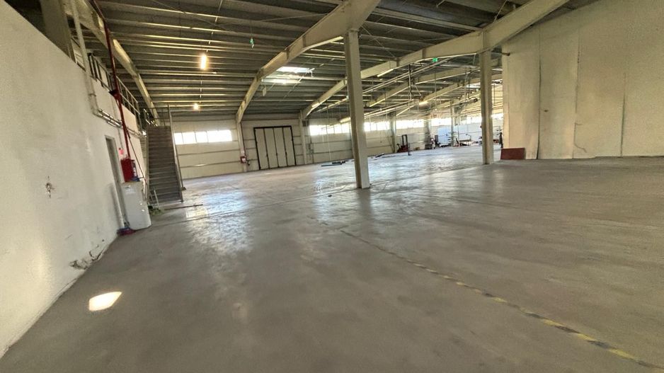 Hala 5000 mp dotata pentru productie si depozitare ISU categoria D - Poză 31