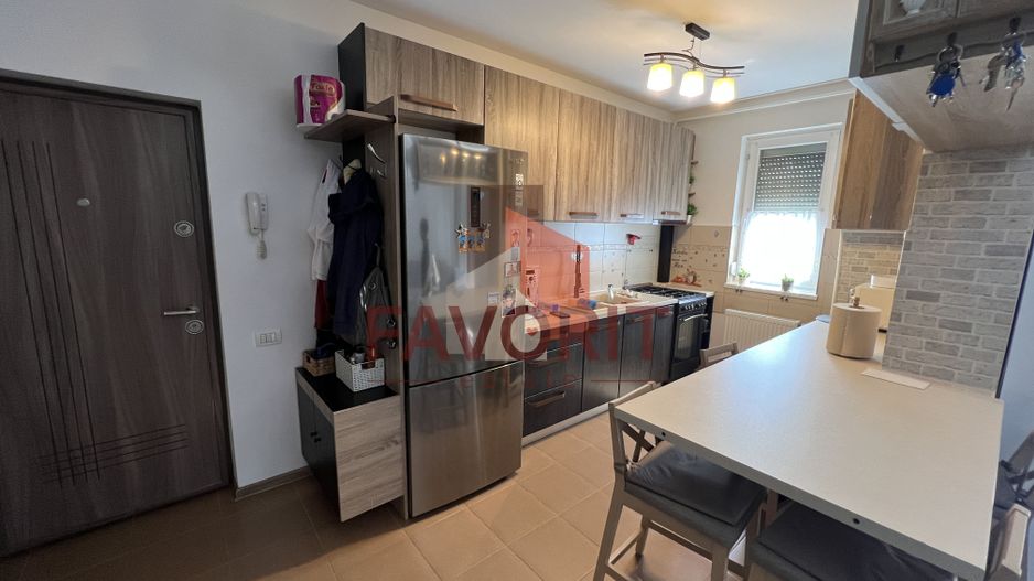 Apartament 2 camere | Scara interioara | Mansarda amenajata | Giroc - Poză 4