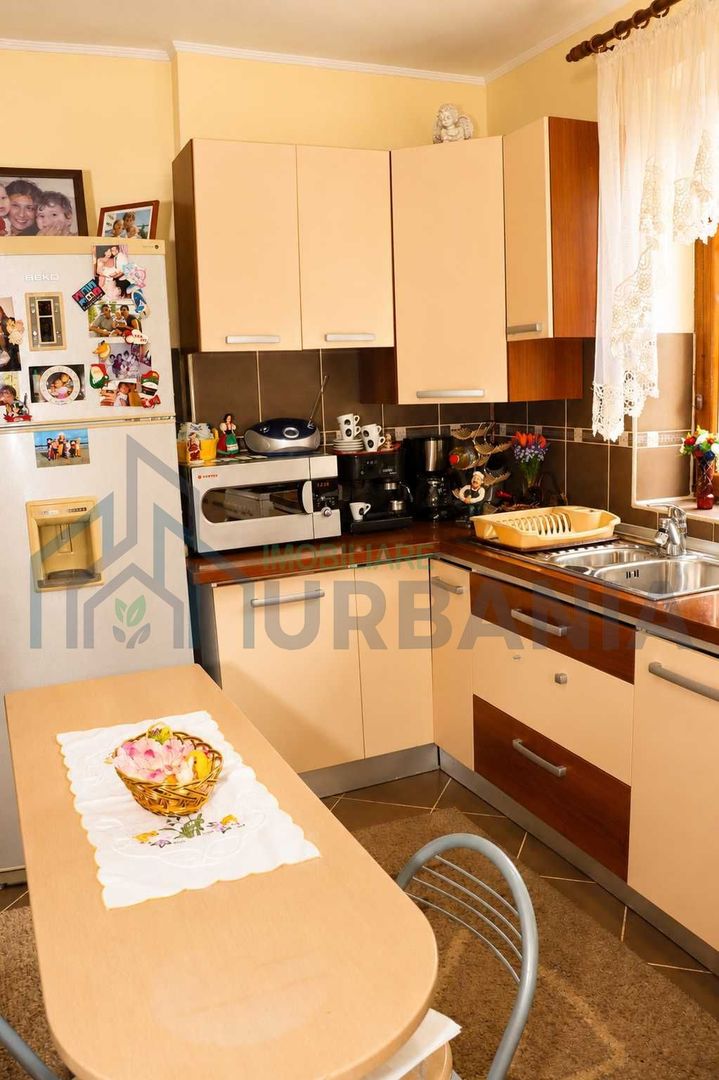 Casă/Vilă Ultracentrală Pașcani – Pe Colț – Ideal Business sau Locuință – Mobilată/Utilată - Poză 6
