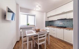 PRIMA INCHIRIERE APARTAMENT 3 CAMERE 2 BAI DOROBANTI 77MP SUPERB RENOVAT - Poză 4