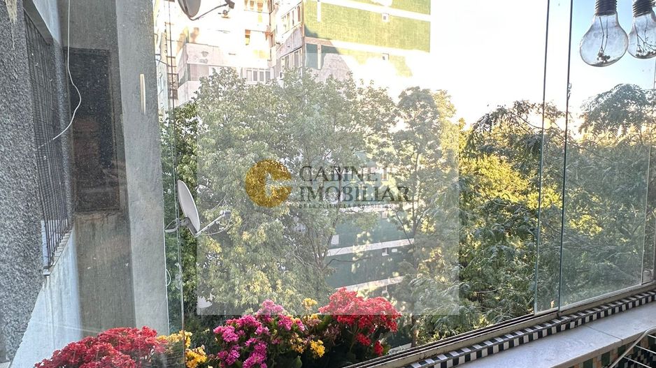 2 camere | Etaj intermediar | 52mp | 1 min Metrou FAVORIT | - Poză 14