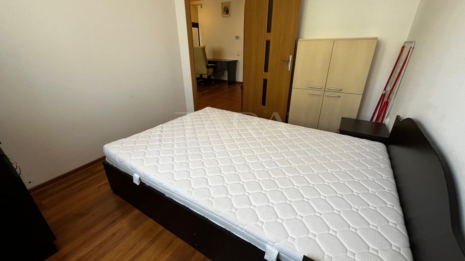 2 camere mobilat, parcare CF, zona Florilor Florești. - Poză 5
