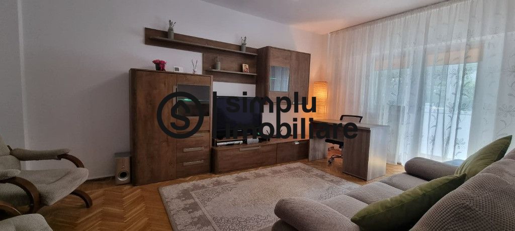 2 decomandate ultracentral, etaj 2, centrala - 450 Euro - Poză 4
