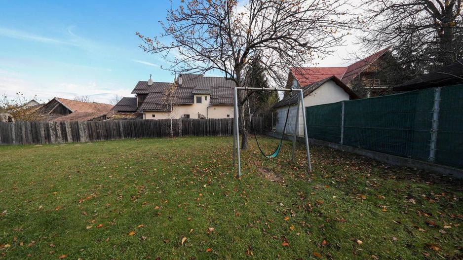 Vilă spațioasă de vânzare în Predeluț, Bran | 2000mp - Poză 48