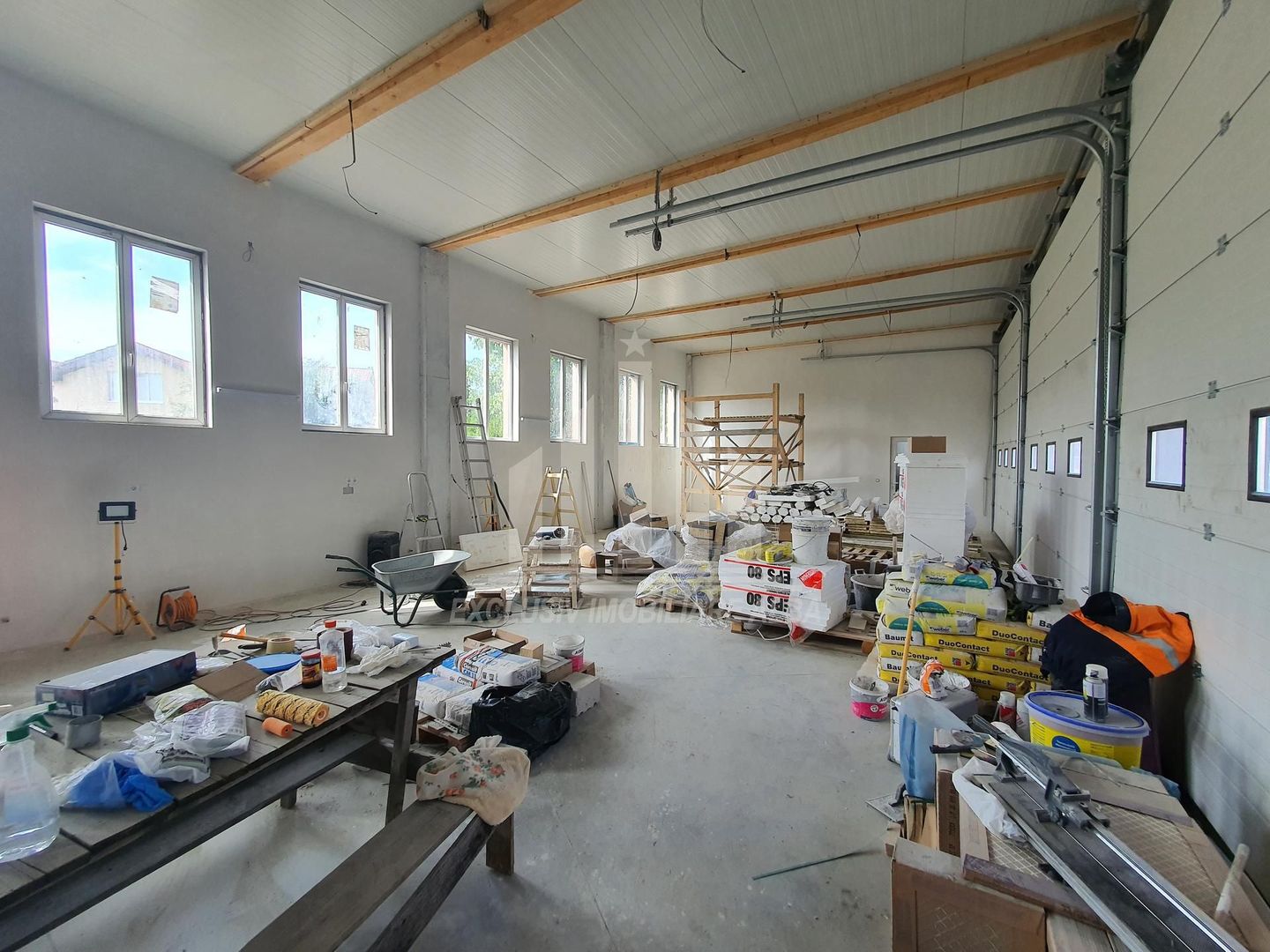 Hala industriala de vanzare la asfalt - Poză 5