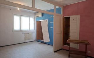 URGENT!, TEREN IN PROPRIETAE, RENOVATA IN 1996, NEGOCIABIL - Poză 2