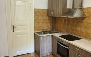 Apartament cu 2 camere | Etajul 1 | Pietonala | Ultracentral | Oradea - Poză 11