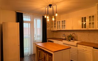 Apartament cu 4 camere | Ultracentral | Oradea - Poză 1