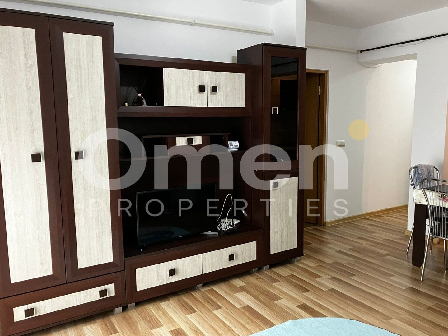 De închiriat – apartament 2 camere decomandat, str. Victoriei, 50 mp, etaj 1 - Poză 4