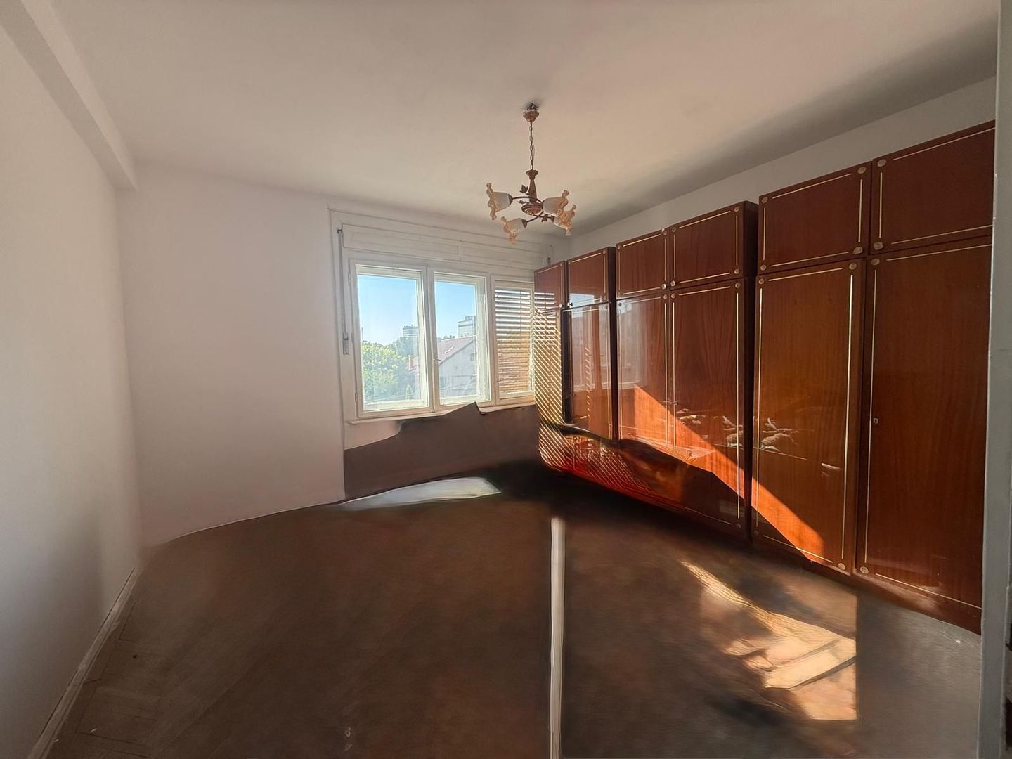 Apartament spațios 3 camere, zona centrala Take Ionescu / Str. Bucuresti - Poză 2