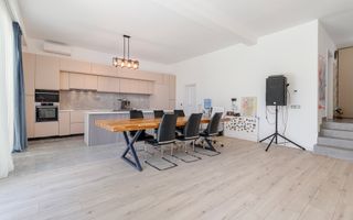 VILA PREMIUM / PISCINA / BANESTI / PH - Poză 5