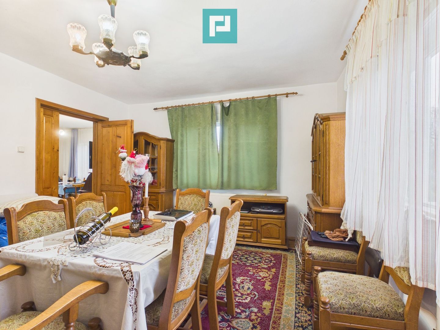 Vilă stil montan, 270 mp, teren 3000 mp - Poză 29