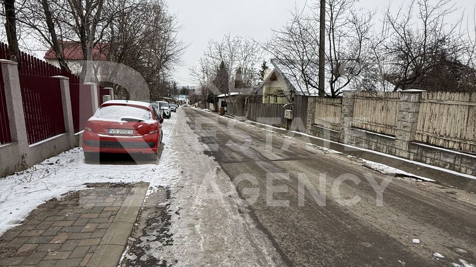 Teren de vânzare 1.500 mp, toate utilitățile, Bucium, Iași - Poză 3