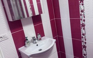 Casă de vânzare în Târgu Frumos, strada Tudor Vladimirescu - Poză 3