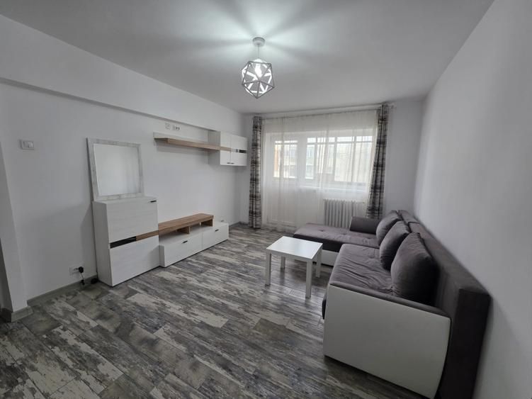 Apartament 2 camere decomandat, zona 1 Mai - Poză 1