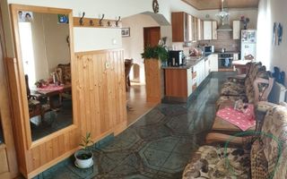 P 1015 - Casă cu 5 camere în Târgu Mureș, cartierul Unirii - Poză 3