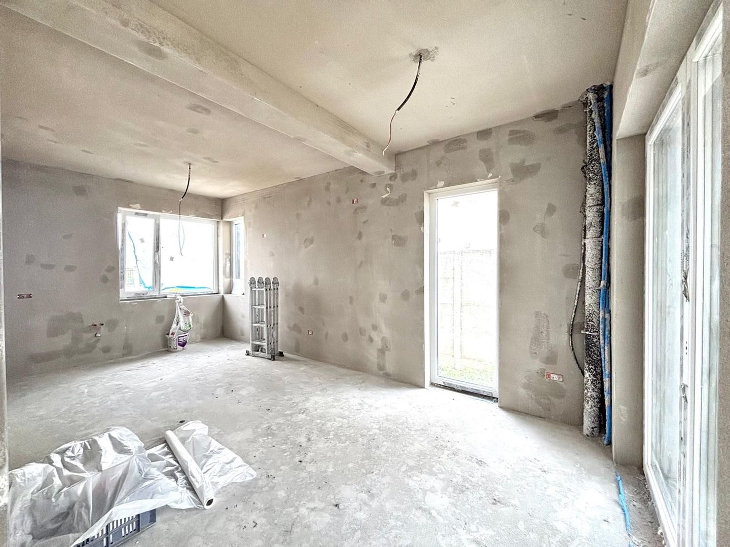 Casa individuala cu arhitectura deosebita, 170 000 Euro -  Sacalaz - Poză 4