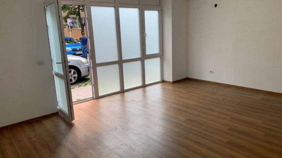 Inchiriere Spatiu Comercial/Birouri Exercitiu - Poză 2