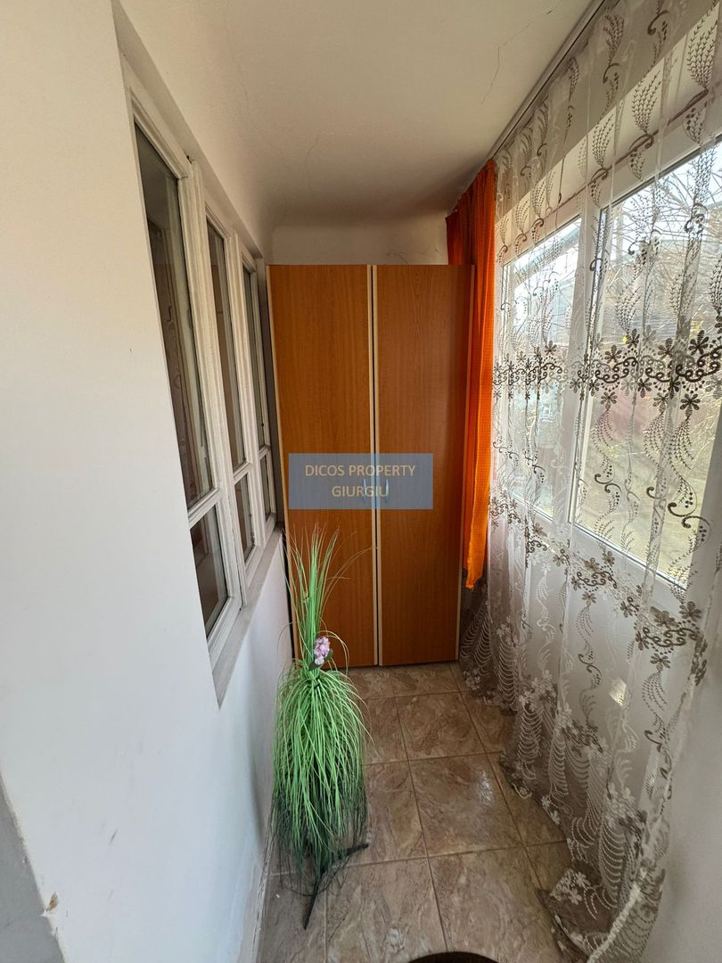 De Vânzare - Casă, Strada Griviței - Poză 31