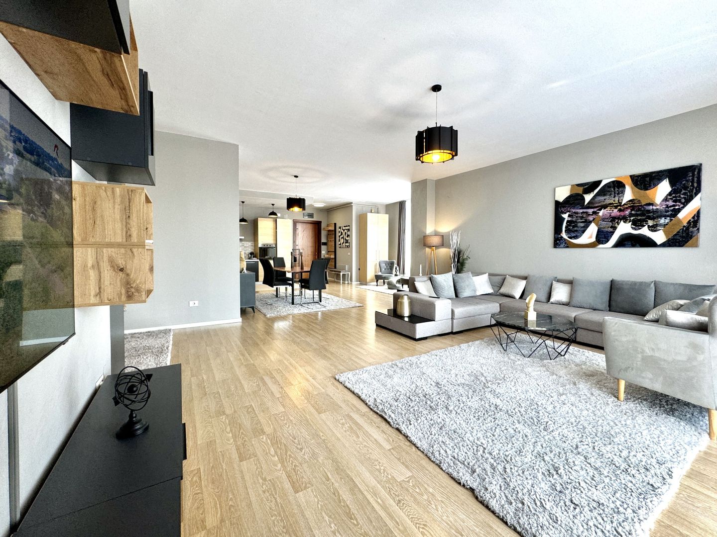 Apartament cu 4 camere, elegant si modern, in zona Centrala- Tender - Poză 2