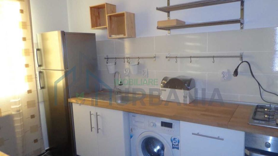 Închiriez apartament 2 camere Copou - Poză 1