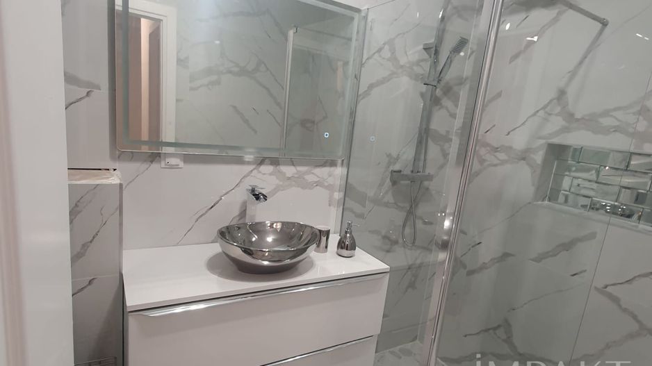 Apartament cu 3 camere  de vanzare, zona Omv Calea Turzii! - Poză 13