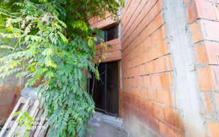 1/2 Duplex avangardist, la rosu, in Mosnita Noua - Poză 5