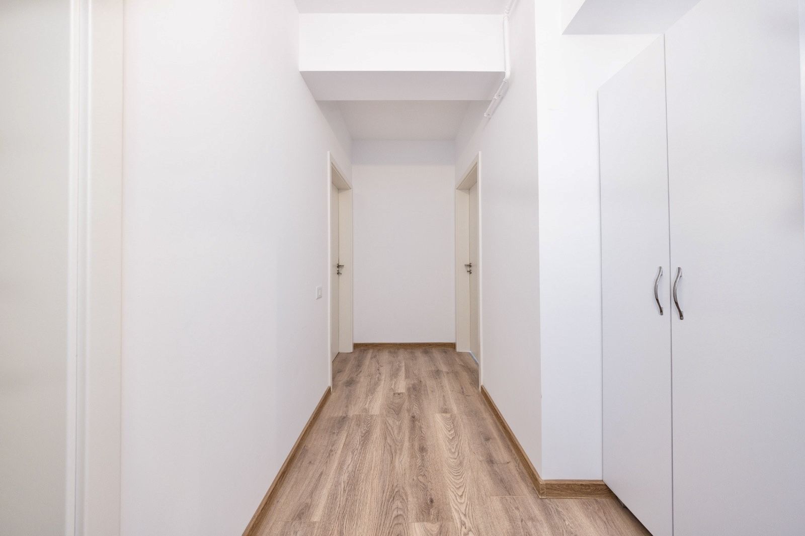 Studio 58 mp utili | 2 balcoane | Loc de parcare inclus | Zonă Coresi - Schiță 8