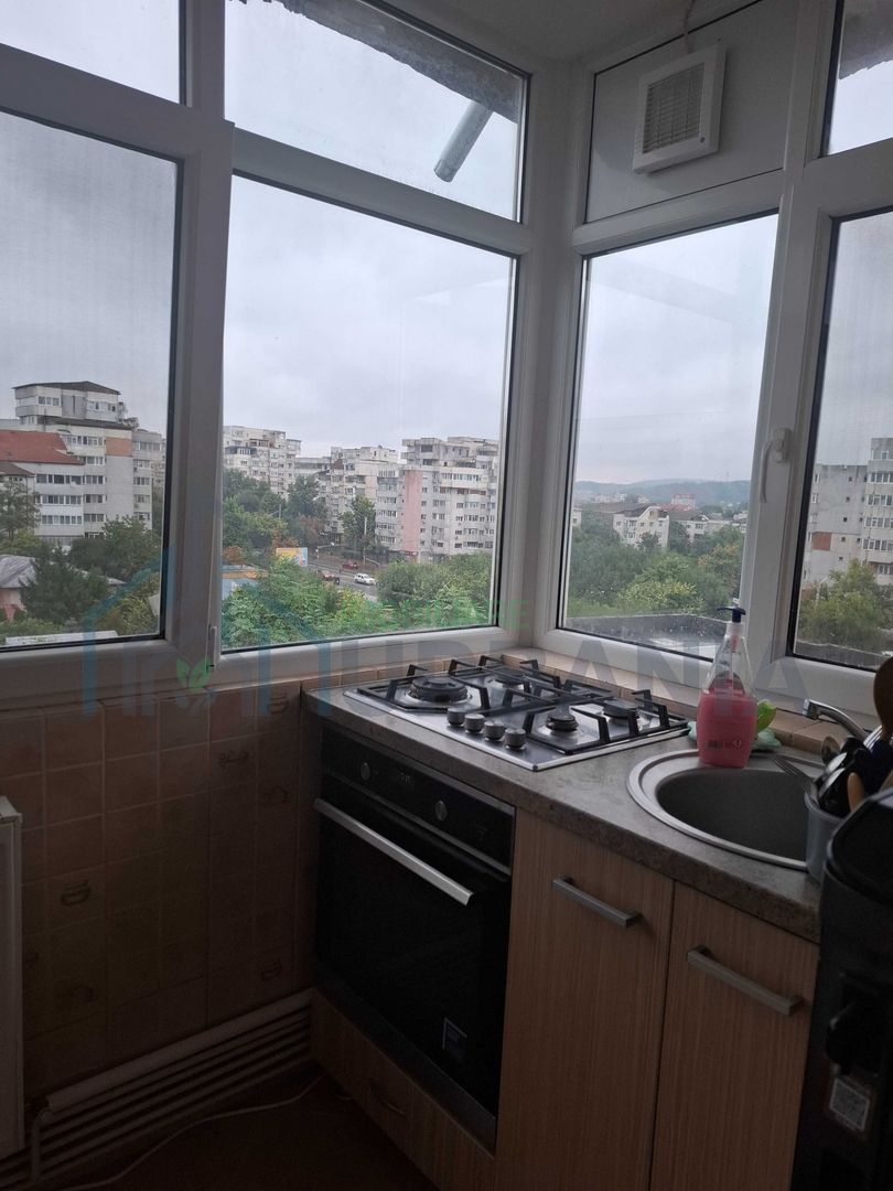Apartament cu o cameră, decomandat, Nicolina, Iași - Poză 4