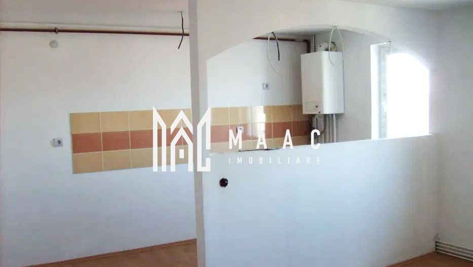 Apartament 4 camere | 60 mpu | Vasile Aaron - Poză 1