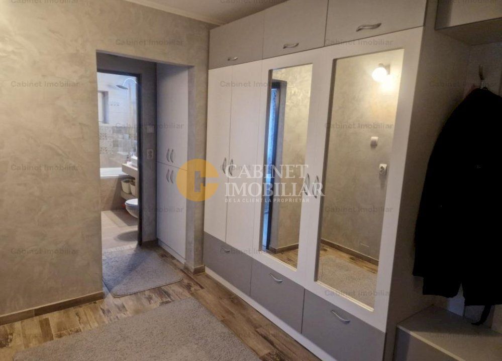 Apartament 2 Camere Pizza Nico Etaj 3 Renovat Complet - Poză 2