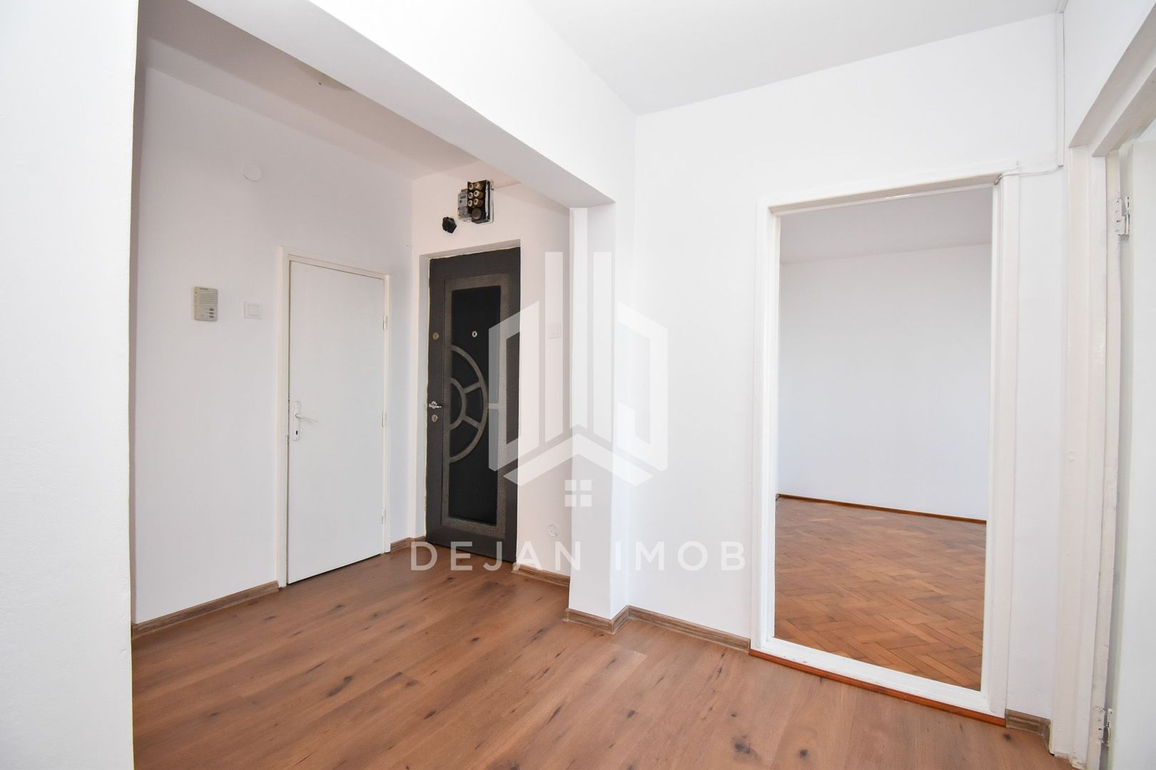 Apartament cu 3 camere | 67 mp | Zona Simeria - Poză 8