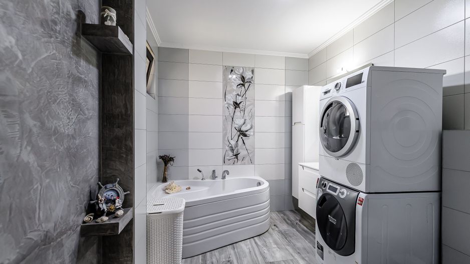 PREȚ NOU! Vilă de lux - 5 camere - Bujac, Arad - COMISION 0% - Poză 9