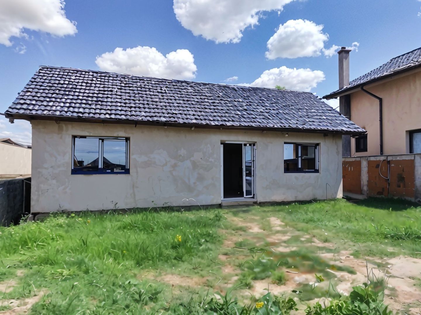 Casa parter 2 dormitoare, in Comuna Sanmartin, acces auto - VANZARE - Poză 4