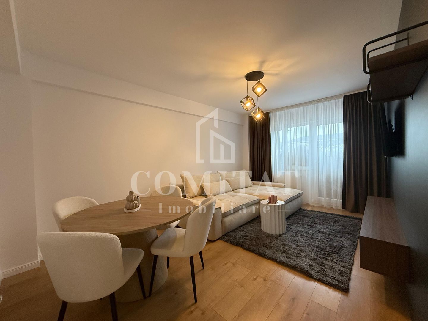 Apartament ultrafinisat | Etaj intermediar | Cartier Terra-Floresti - Poză 2
