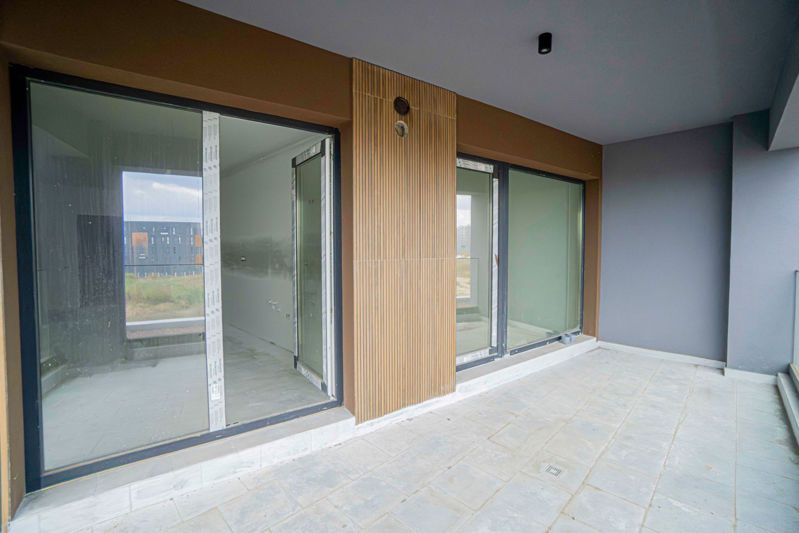 Tomis Nord/Carrefour -Vanzare apartament cu 2 camere, bloc nou. - Poză 9