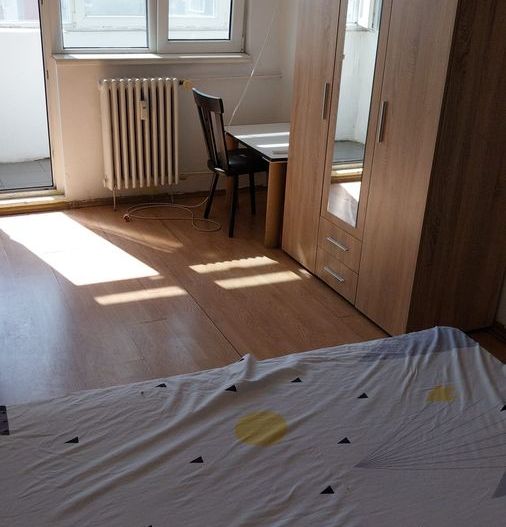 TURDA - DOMENII - PIATA UNU MAI - Poză 1