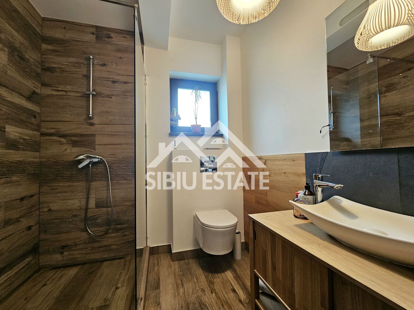 Casa moderna HOME & BUSINESS - Poză 6