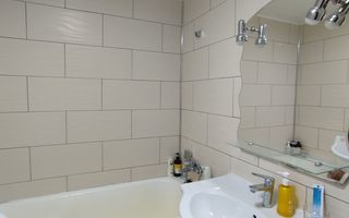 BRASADAS vinde ap 3 cam Carpați 2 etaj 1/4. - Poză 7