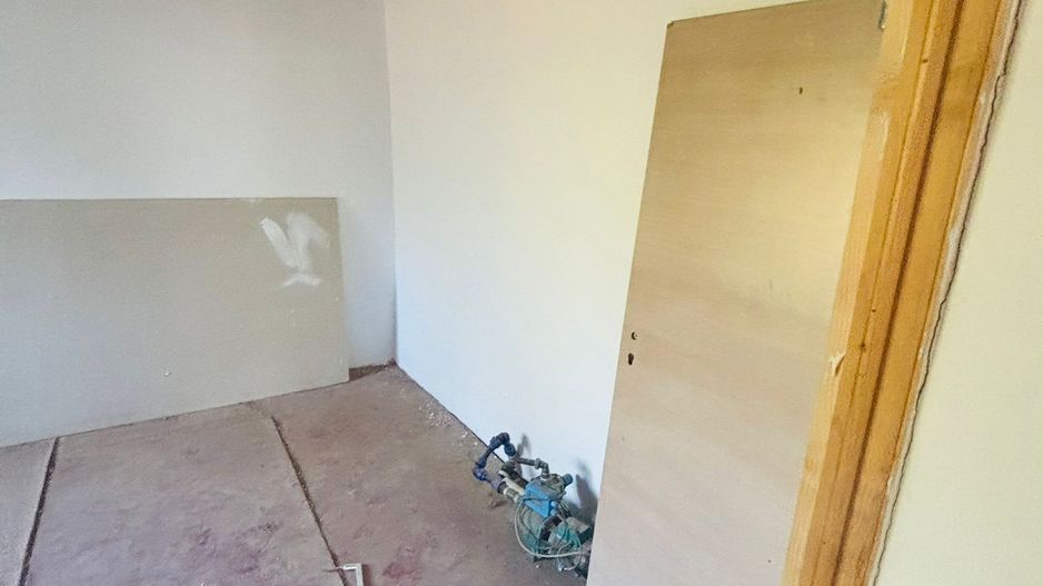 Casă și teren, 1.000 mp, Ciulești. 18.000 E. Comision 0 - Poză 16