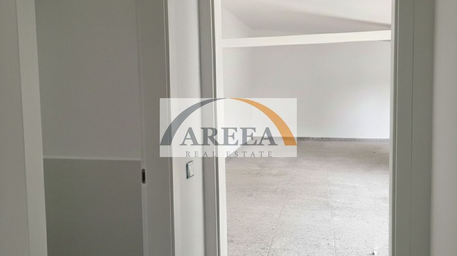 DE INCHIRIAT - spatiu comercial INTERSECTIE PIATA SUDULUi - Poză 13