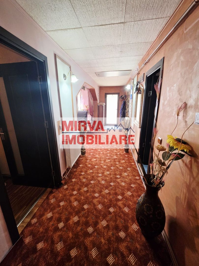 Casă 4 camere, 685 mp teren, renovată 2011 – Mănești, Zalhanaua - Poză 35