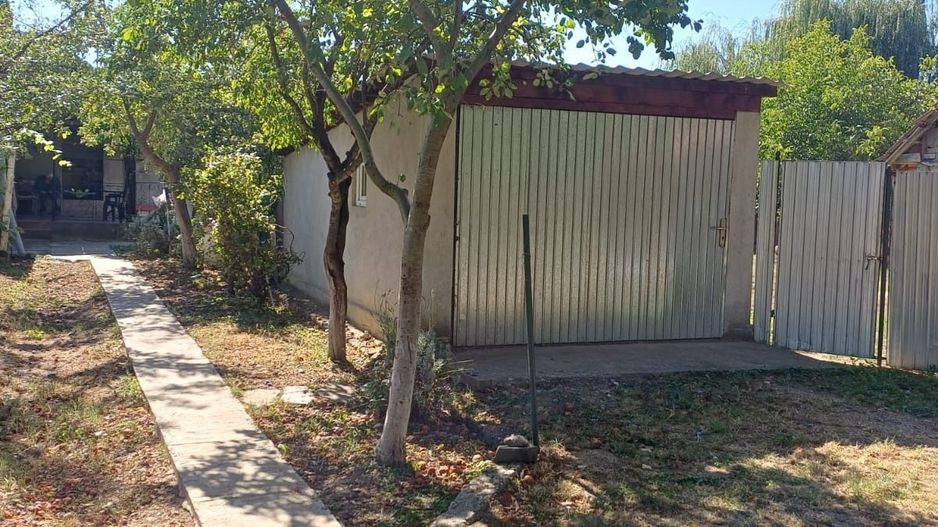 Casă de  vânzare  în Beltiug - Poză 2