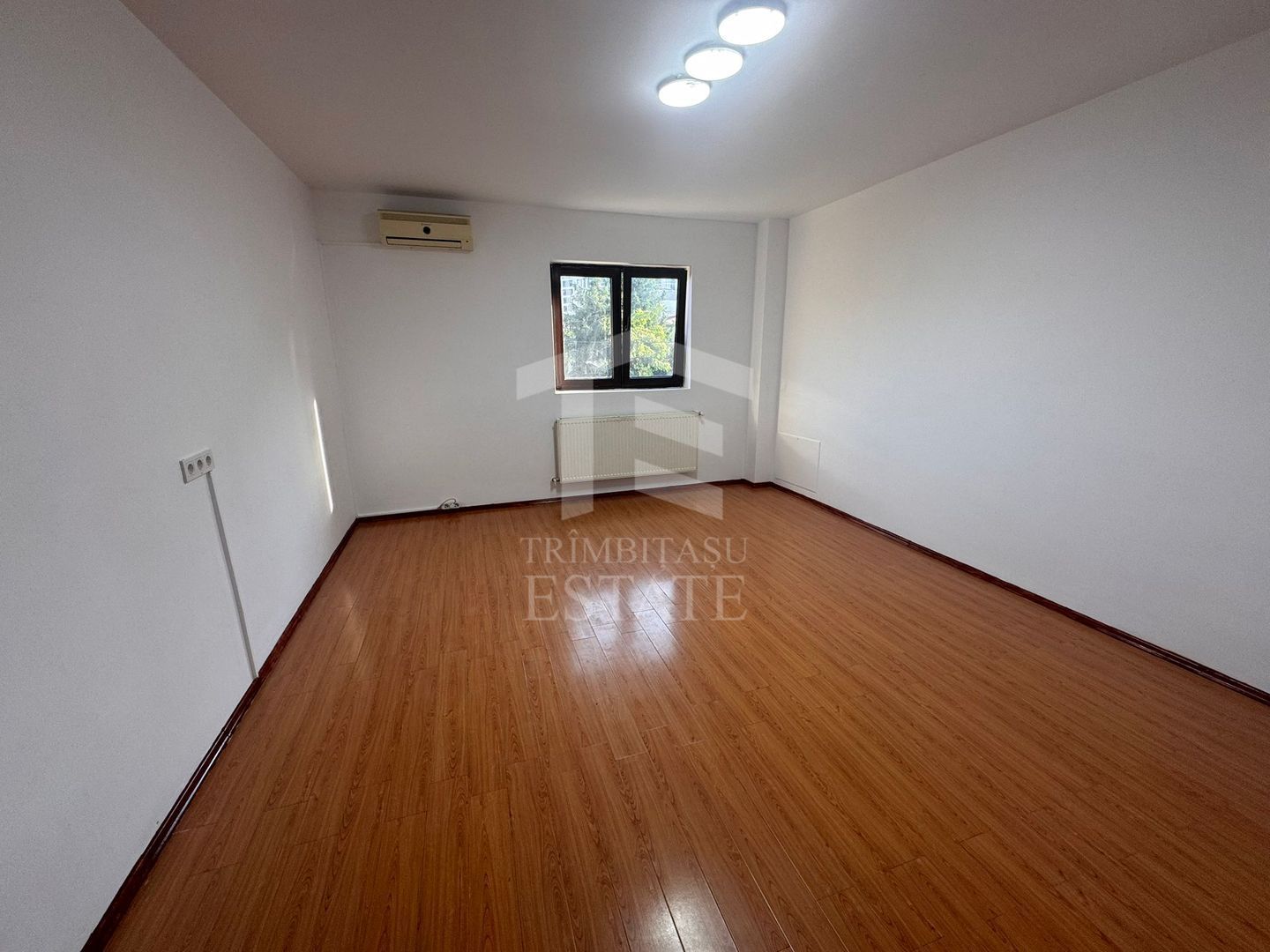 Casa de inchiriat Timpuri Noi 204 m - Poză 8
