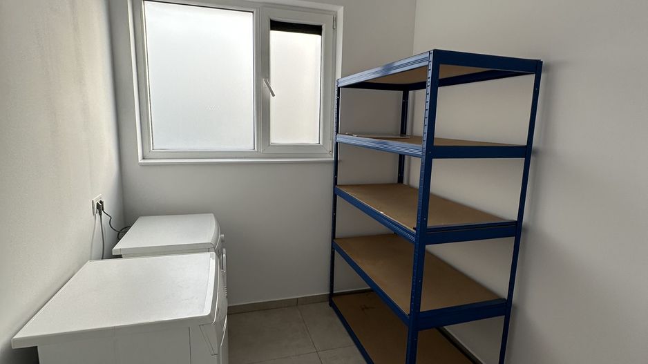 Apartament in vila cu curte-  Dumbravita - Poză 21