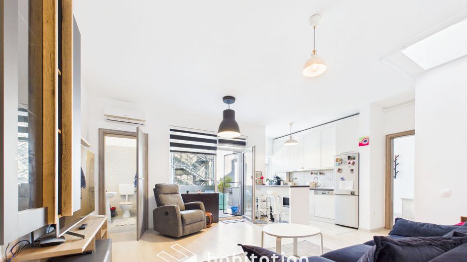 Apartament cu 4 camere, vibrant, cu scara interioară,  in City of Mara - Poză 7