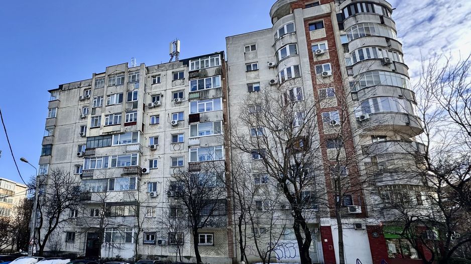 Apartament 3 camere V.V. Stanciu 7 | Timpuri Noi | Renovat - centrala termica. - Poză 19