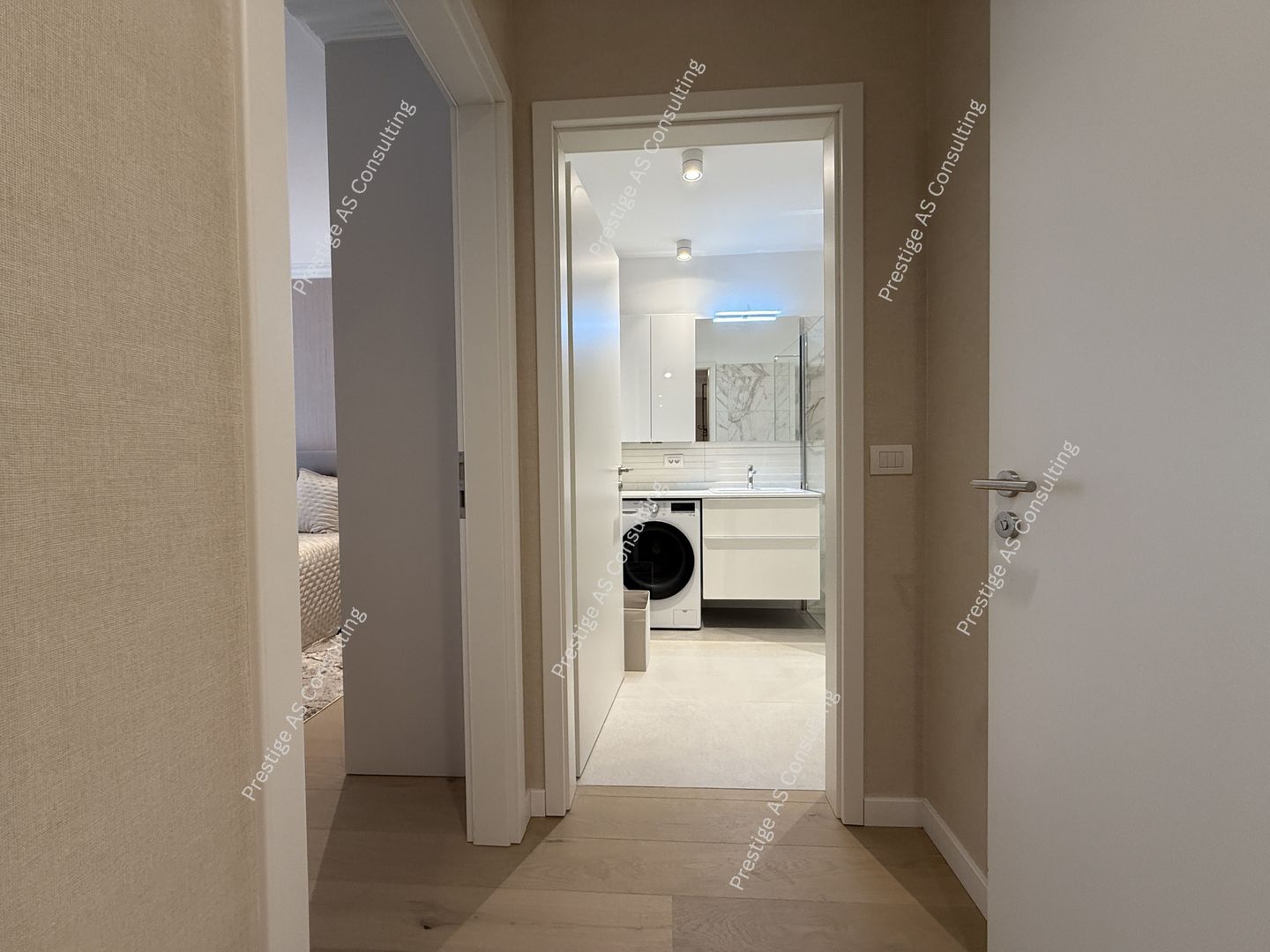 ISHO- Apartament Vedere la Bega 3 camere + parcare subterana - Poză 12